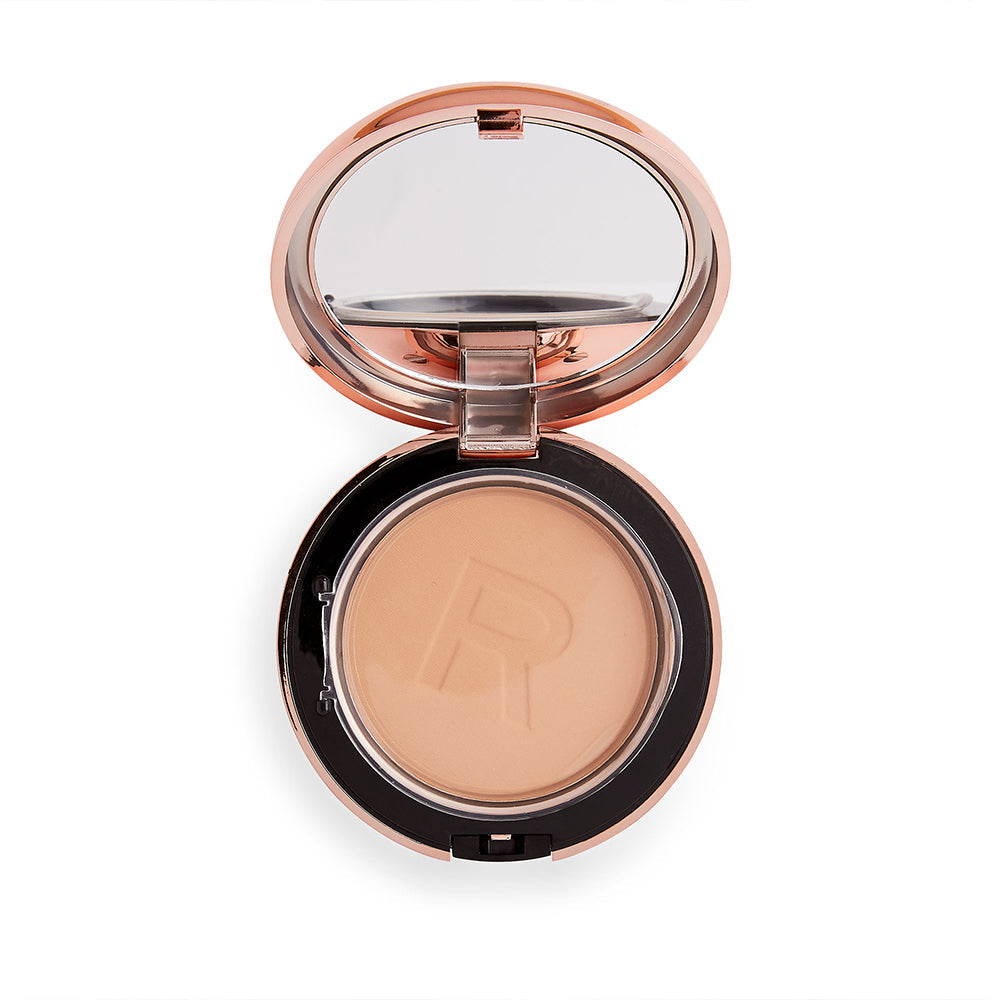 Makeup Revolution Conceal & Define Powder Foundation P12 Makeup Revolution Conceal & Define Powder Foundation P12