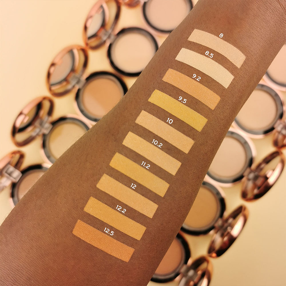 Makeup Revolution Conceal & Define Powder Foundation P12 Makeup Revolution Conceal & Define Powder Foundation P12