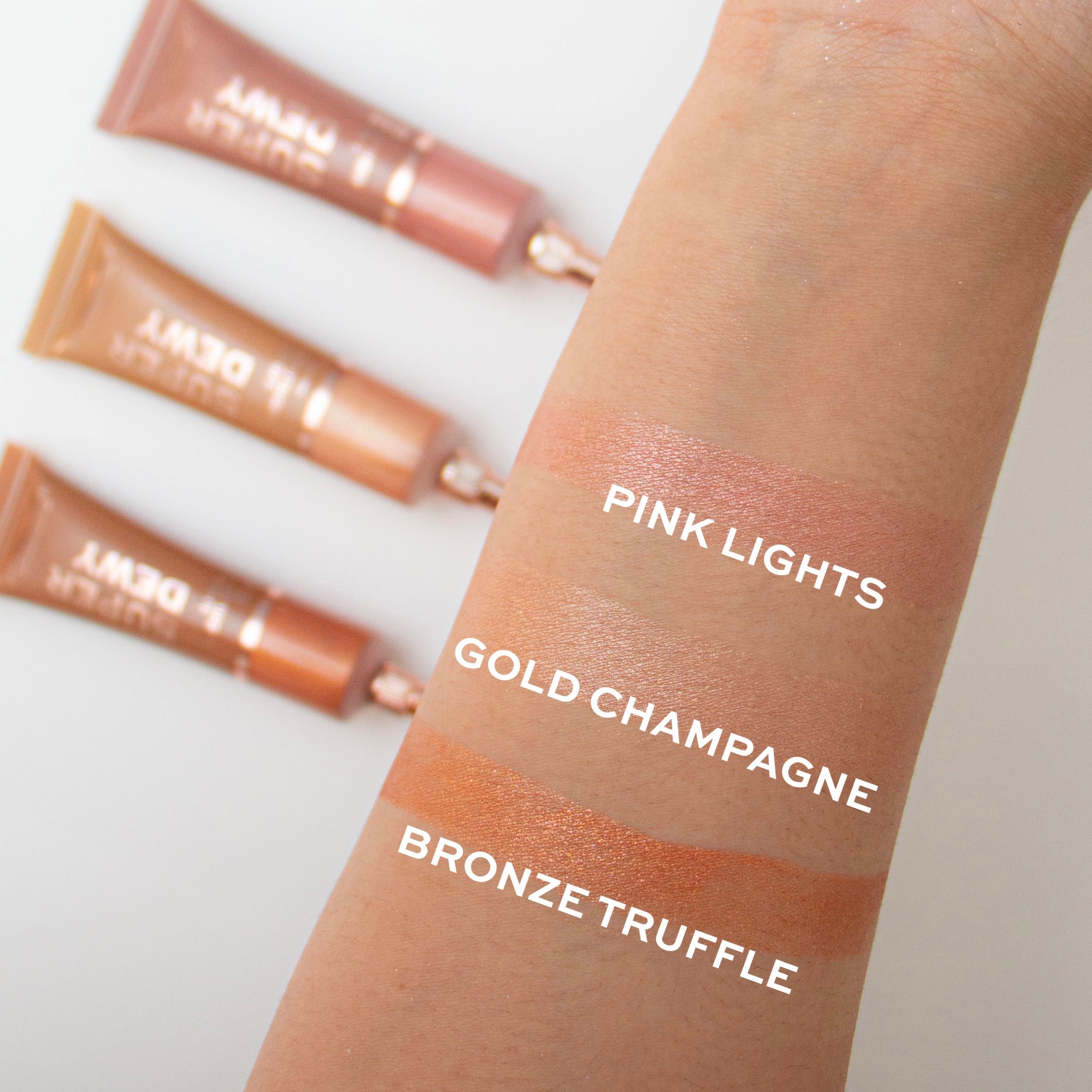 Makeup Revolution Superdewy Liquid Highlighter Pink Lights Makeup Revolution Superdewy Liquid Highlighter Pink Lights