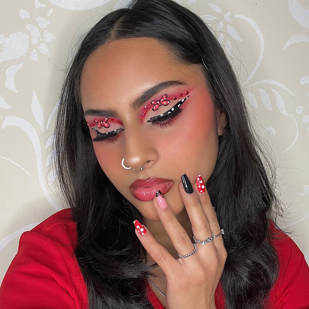 Disneys Minnie Mouse and Makeup Revolution Always In Style False Nails Disneys Minnie Mouse and Makeup Revolution Always In Style False Nails