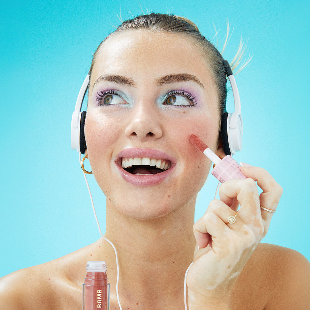 Makeup Revolution Y2K Baby Blush Bomb Makeup Revolution Y2K Baby Blush Bomb