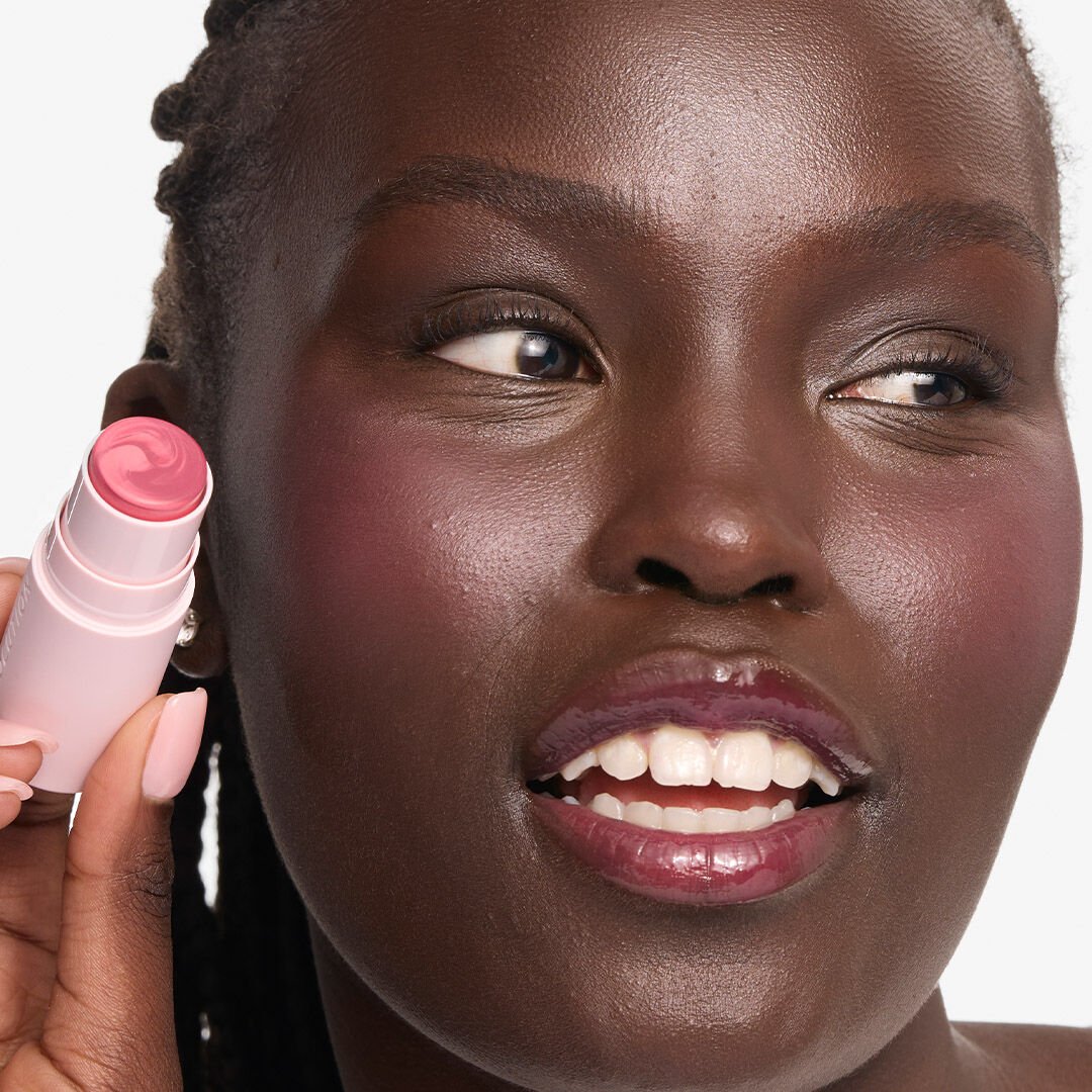 Makeup Revolution Skin Silk Marble Blush Stick