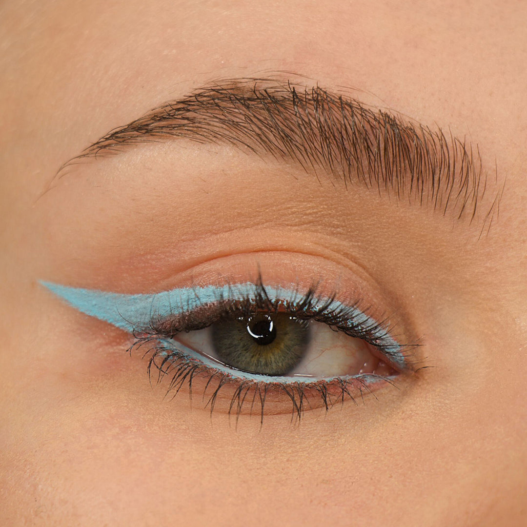 Makeup Revolution Streamline Waterline Eyeliner Pencil – Revolution Beauty